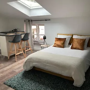 Appartement Cocooning Et Refait A Neuf. 06