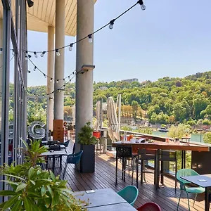 Novotel Centre-confluence Bord De Saone Hotel